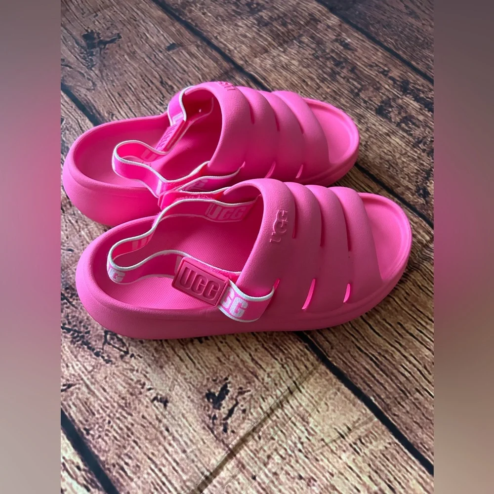 UGG vibrant cheerful